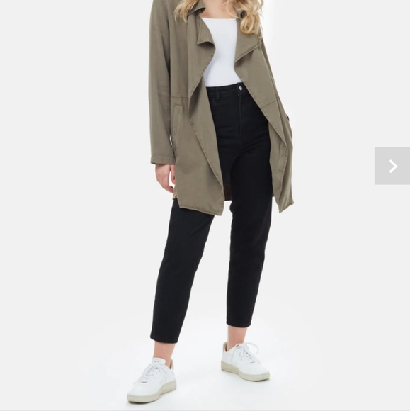 ๐ฒ Tentree Women's Echo Lightweight Tencel Jacket in Olive, Large - Picture 10 of 11